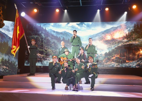 “Dấu chân người lính” - Bản hòa ca tri ân Quân đội Nhân dân Việt Nam tại Cộng hòa Séc - ảnh 2