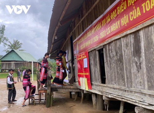 Tây Nguyên hoàn thành bầu cử sớm tại nhiều khu vực đặc thù - ảnh 1