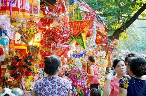 บรรยากาศในย่าน๓๖สายในเทศกาลไหว้พระจันทร์ - ảnh 5