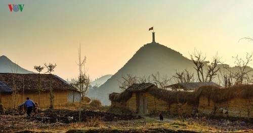 ความสวยงามของตำบลหลุงกู๊ จังหวัดห่ายาง  - ảnh 1