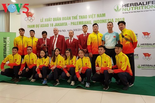 พิธีปล่อยแถลวขบวนคณะนักกีฬาเวียดนามที่เข้าร่วมการแข่งขัน ASIAD 2018 - ảnh 1