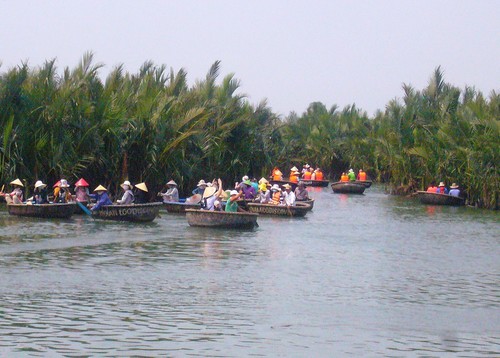 UNDP ให้ความช่วยเหลือประชาชนในเขตริมฝั่งทะเลเวียดนามรับมือการเปลี่ยนแปลงของสภาพภูมิอากาศ - ảnh 1