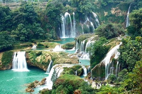 สถานที่ท่องเที่ยวต่างๆของเวียดนาม ติดท็อป 10 จุดหมายปลายทางยอดนิยมในฤดูร้อน - ảnh 2