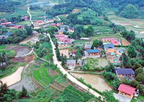 หมู่บ้านที่สวยงามราวกับเทพนิยายในจังหวัดห่ายาง - ảnh 13