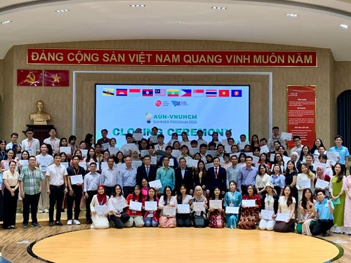  ปิดงาน AUN-VNUHCM Summer Program 2025 - ảnh 1
