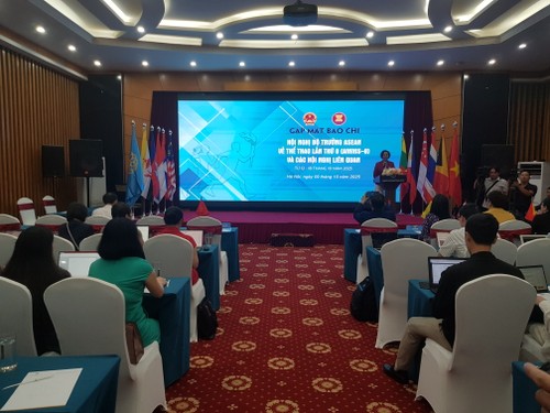 เวียดนามเป็นเจ้าภาพจัดการประชุมรัฐมนตรีว่าการกระทรวงการกีฬาอาเซียนครั้งที่ 8  - ảnh 1