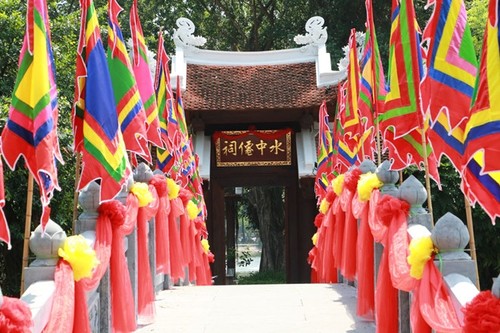 Cau Nhi temple worships little dog - ảnh 2