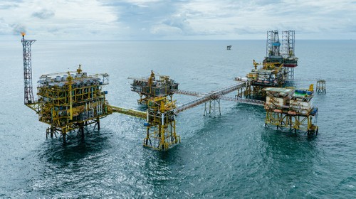 Petrovietnam fulfills set targets of 2023 ahead of schedule - ảnh 2