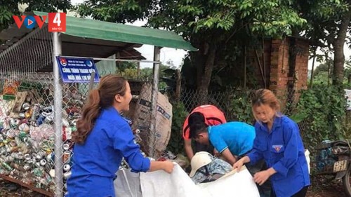 Scraps used to help the disadvantaged in Central Highlands - ảnh 1