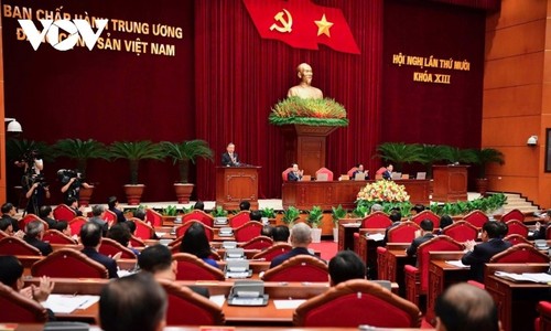 Party Central Committee opens 10th plenum - ảnh 1