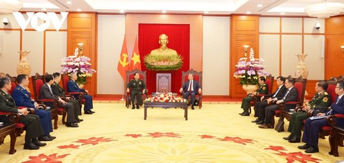 Vietnamese leader praises Vietnam-China defense cooperation - ảnh 2