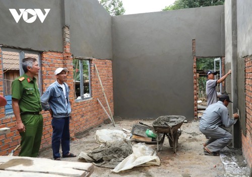 Dak Lak begins construction of houses for the disadvantaged - ảnh 1
