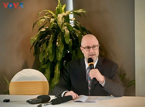 Negotiation efforts will secure fair agreements for Vietnam and the US: AmCham - ảnh 1