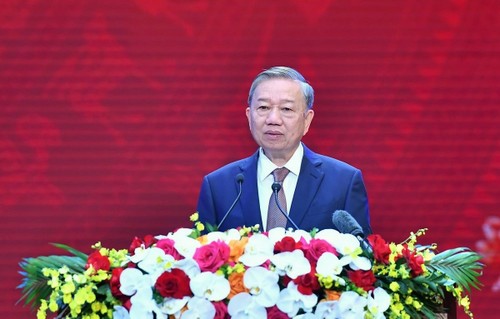 Vietnam rises in international integration process - ảnh 1