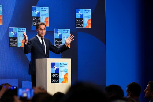 NATO agrees to increase defense spending to 5% of GDP - ảnh 1