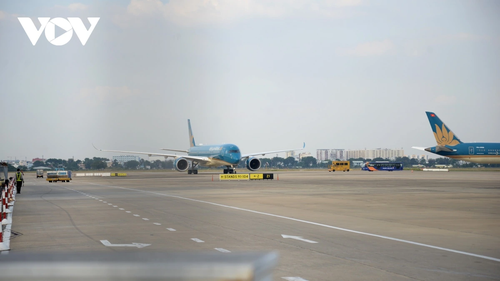 Hanoi-Ho Chi Minh City route among the world’s 10 busiest domestic air routes - ảnh 1