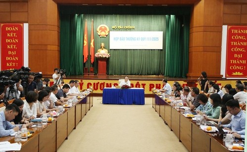 Vietnam continues to attract strong FDI inflows - ảnh 2