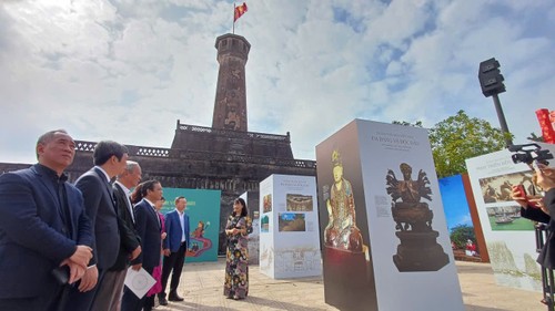 Exhibition highlights vitality of Vietnamese cultural heritage - ảnh 2