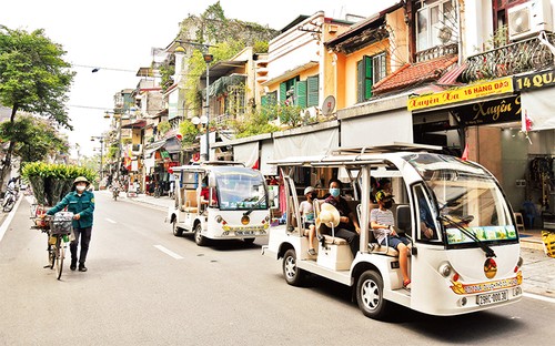 Hà Nội đầu tư sản phẩm du lịch mới, đẩy mạnh kích cầu thu hút du khách - ảnh 1