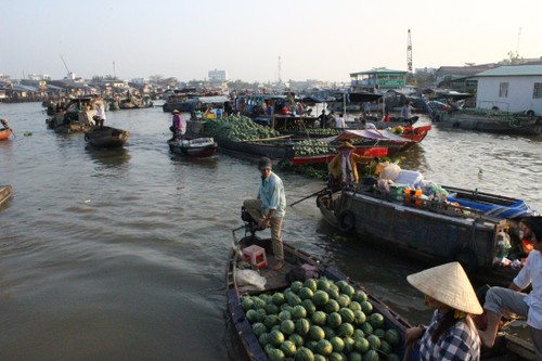 西南部地区水乡特色文化的代表——丐冷水上集市 - ảnh 3