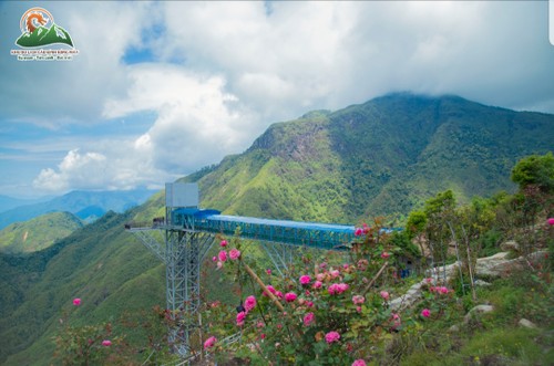 莱州省充满吸引力的龙云玻璃桥旅游区 - ảnh 1