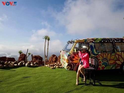 Ta Dung-See wird ist als „Halong-Bucht” im Hochland betrachtet - ảnh 11