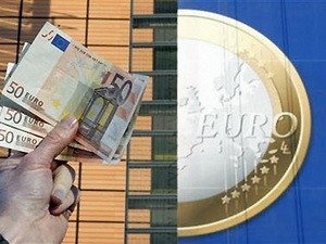 Grecia consigue una prórroga de dos años para reducir el déficit presupuestario - ảnh 1