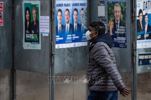 Ministros europeos abogan por coordinarse contra Covid-19 - ảnh 1