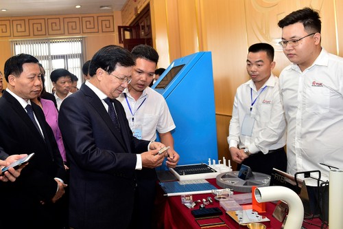 Firman en Bac Ninh un programa de apoyo para empresas - ảnh 1