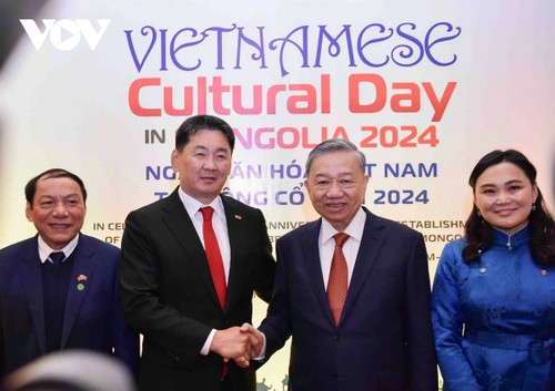  Inauguran el Día de Cultura Vietnamita en Mongolia 2024 - ảnh 1