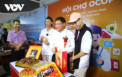 Consumidores vietnamitas muestran preferencia en adquirir productos OCOP  - ảnh 1