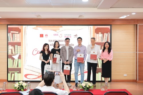 Edición vietnamita de obra emblemática de Juan Villoro conmemora 50 años de relaciones Vietnam–México - ảnh 2