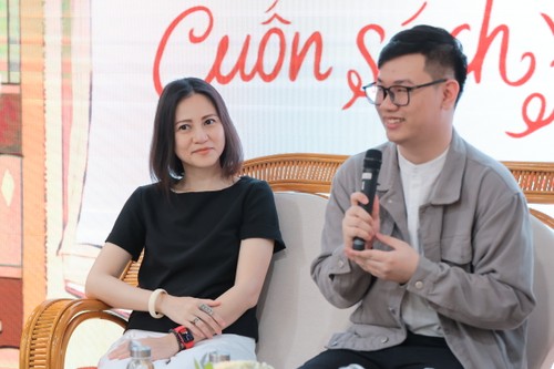 “El libro salvaje” de Juan Villoro: Difundiendo el amor por la lectura y promoviendo el intercambio cultural entre Vietnam y México - ảnh 4