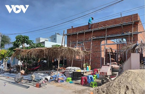 Ninh Thuan apuesta por erradicar viviendas precarias de minorías étnicas para finales de junio - ảnh 1