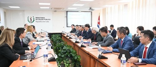 Vietnam y Cuba fortalecen la cooperación sanitaria con énfasis en biotecnología - ảnh 1