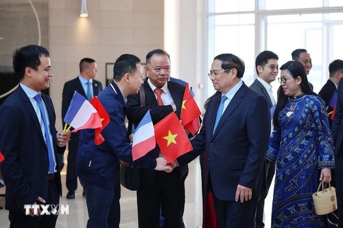 Comienzan actividades del Primer Ministro de Vietnam en Francia - ảnh 1