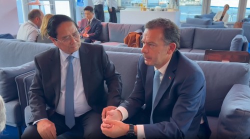 Comienzan actividades del Primer Ministro de Vietnam en Francia - ảnh 3