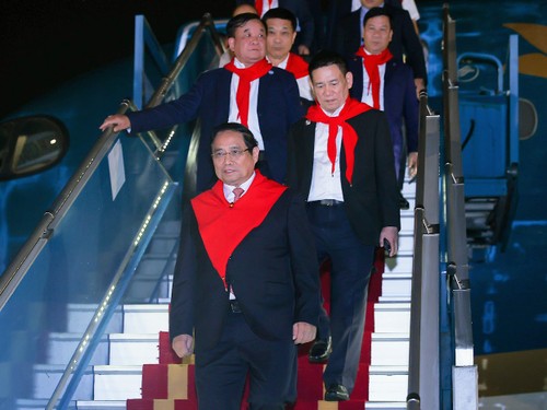  Primer Ministro de Vietnam concluye con éxito su visita a China y su participación en la Cumbre de la OCS - ảnh 1