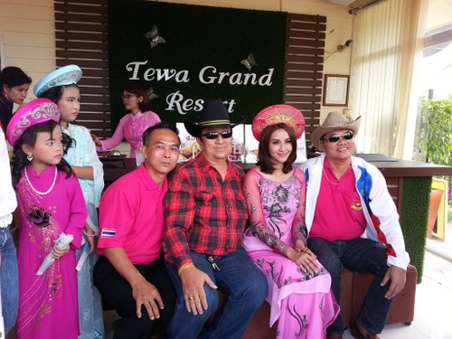 ชุดภาพถ่ายเกี่ยวกับเทศกาลบุญบั้งไฟจากท่าน Nguyễn Văn Tẹo - ảnh 6