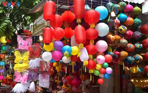 สีสันของสารทไหว้พระจันทร์ในฮานอย - ảnh 7