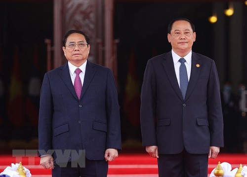 เสริมสร้างสัมพันธไมตรีและความสามัคคีพิเศษเวียดนาม-ลาวอย่างไม่หยุดยั้ง - ảnh 1