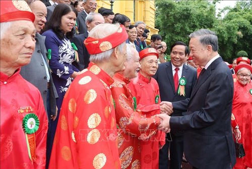 ประธานประเทศ โตเลิม กำชับว่า ต้องมีกลไกและนโยบายสำหรับผู้สูงอายุ - ảnh 1