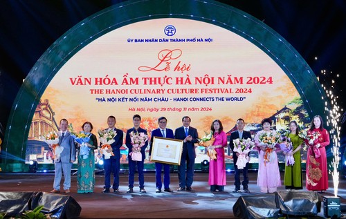 เปิดเทศกาลวัฒนธรรมอาหารฮานอยปี 2024 - ảnh 1