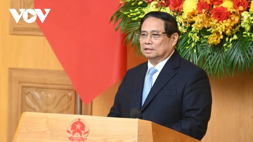 นายกรัฐมนตรี ฝ่ามมิงชิ้ง เป็นประธานการเสวนากับสถานประกอบการสาธารณรัฐเกาหลี - ảnh 1