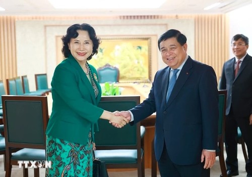 เวียดนามเรียนรู้ประสบการณ์ของการก่อสร้างเขตเศรษฐกิจพิเศษจาก CCSEZR - ảnh 1