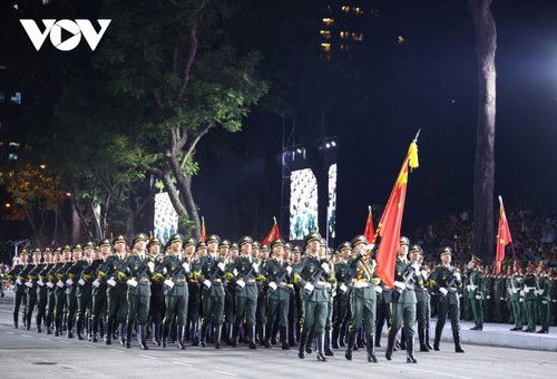 เผยแพร่ภาพมิตรภาพและความสามัคคีระหว่างประเทศ - ảnh 1