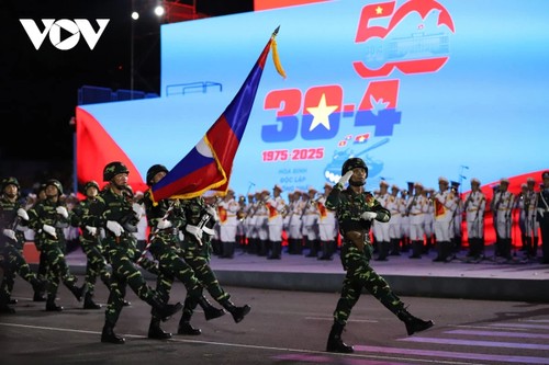 เผยแพร่ภาพมิตรภาพและความสามัคคีระหว่างประเทศ - ảnh 2