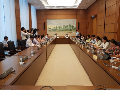 อนุมัติให้ลดวาระการประชุมสภาแห่งชาติสมัยที่ 15 ลง 3 เดือนและกำหนดวันเลือกตั้งทั่วไปเป็นวันที่ 15 มีนาคมปี 2026 - ảnh 2