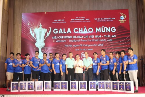 Super Press Cup- สัญลักษณ์แห่งความสามัคคีและมิตรภาพระหว่างสื่อเวียดนามและไทย - ảnh 4