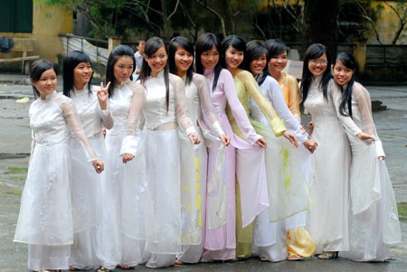 Ao Dai-ein Symbol der vietnamesischen Kultur - ảnh 1